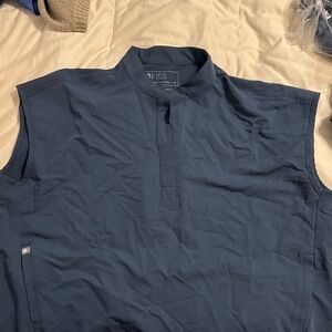 Figs Dark Harbor Rafaela Scrub Top - M
Worn once